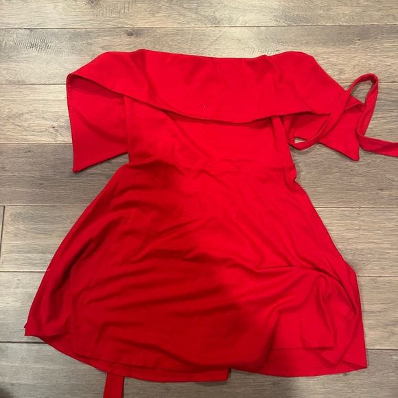 LPA off the shoulder mini dress red - Picture 3 of 4